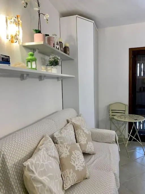 Buganvillea Cottage: Un Nido A 200 Mt. Dal Mare 포르토 폴로 펜션